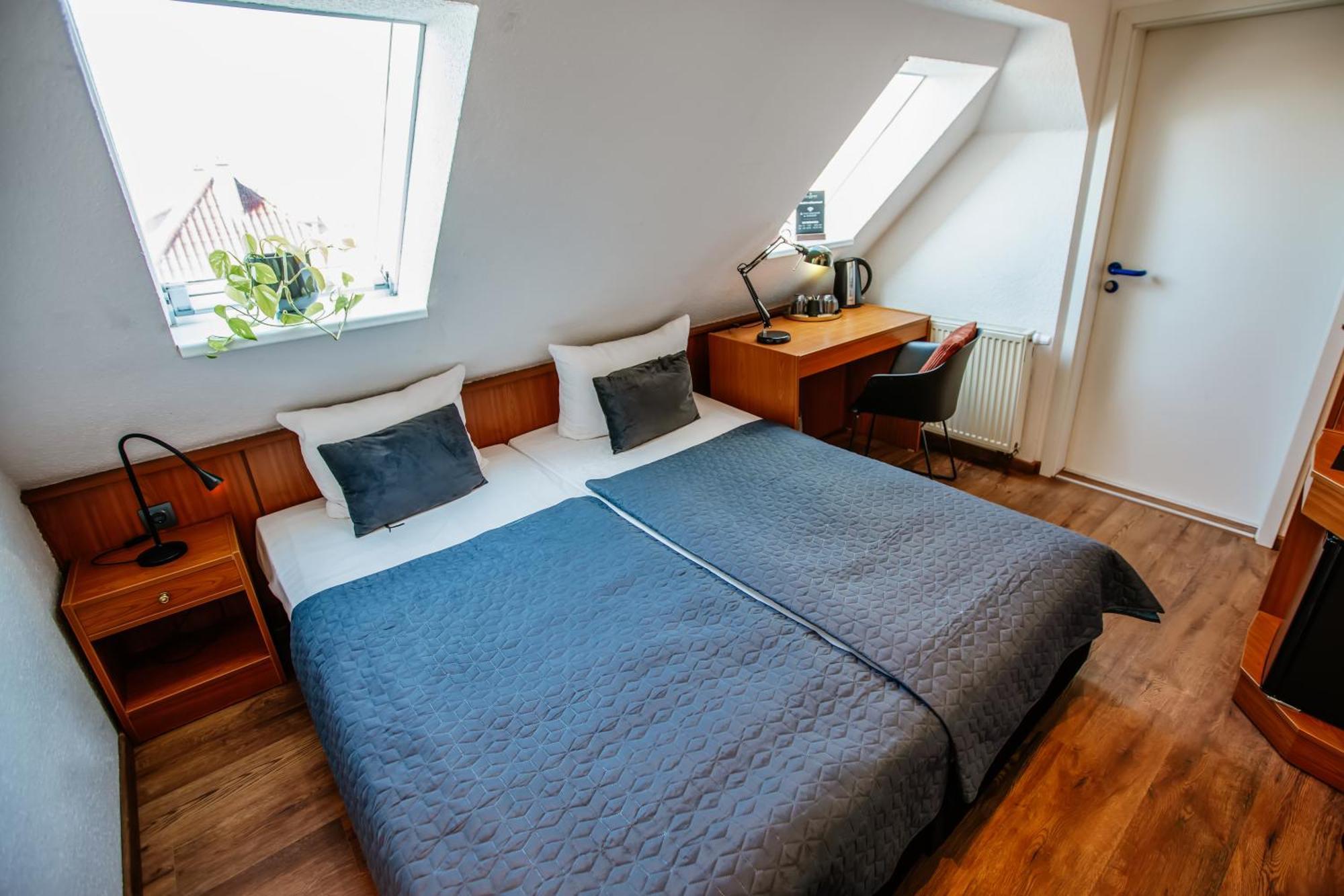 Und Restaurant Gartenstadt Bed & Breakfast 3*