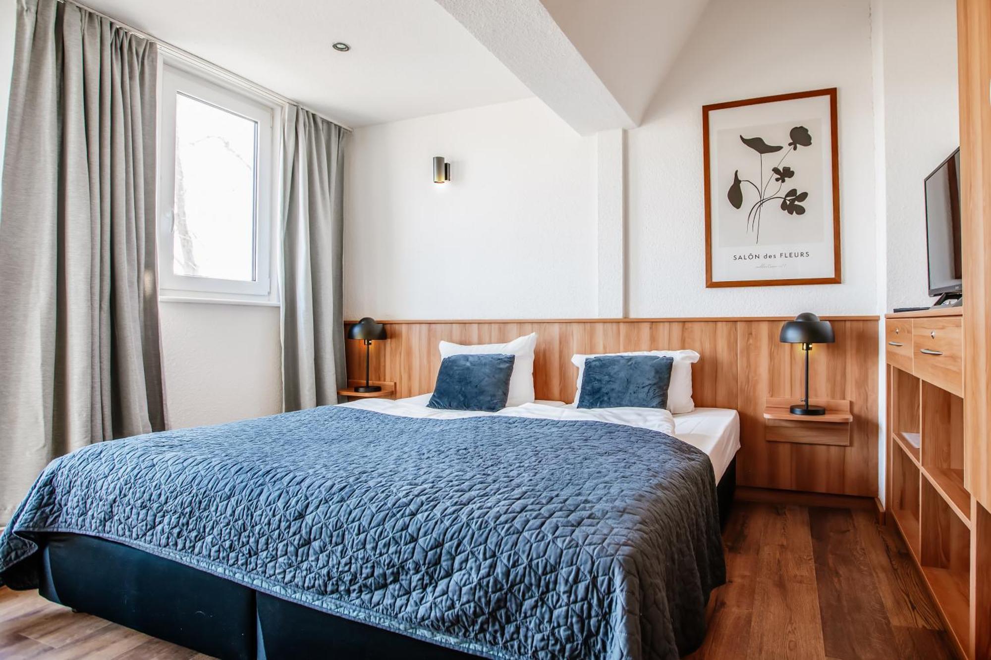 Und Restaurant Gartenstadt Bed & Breakfast