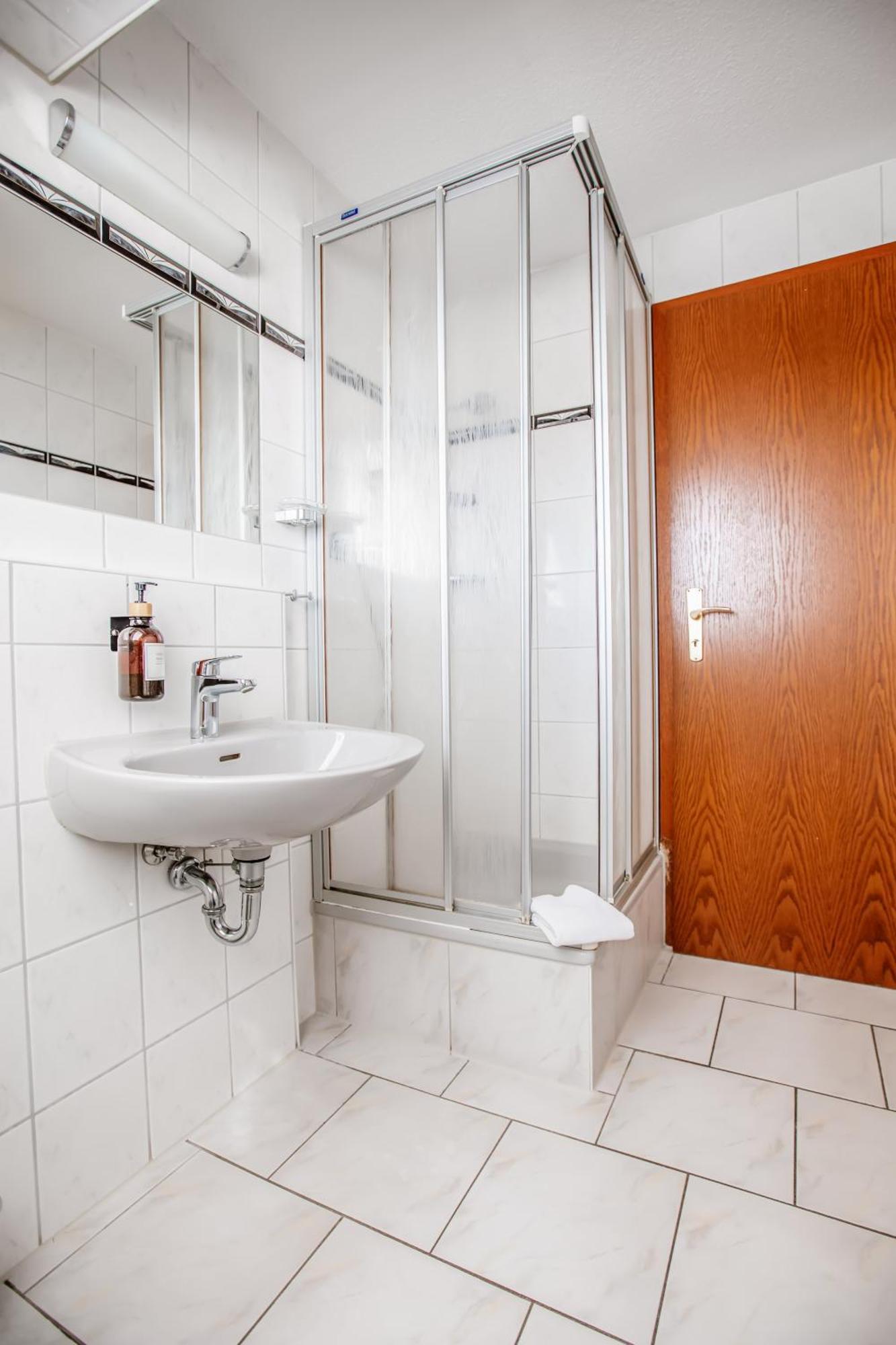 Bed & Breakfast Und Restaurant Gartenstadt 3*