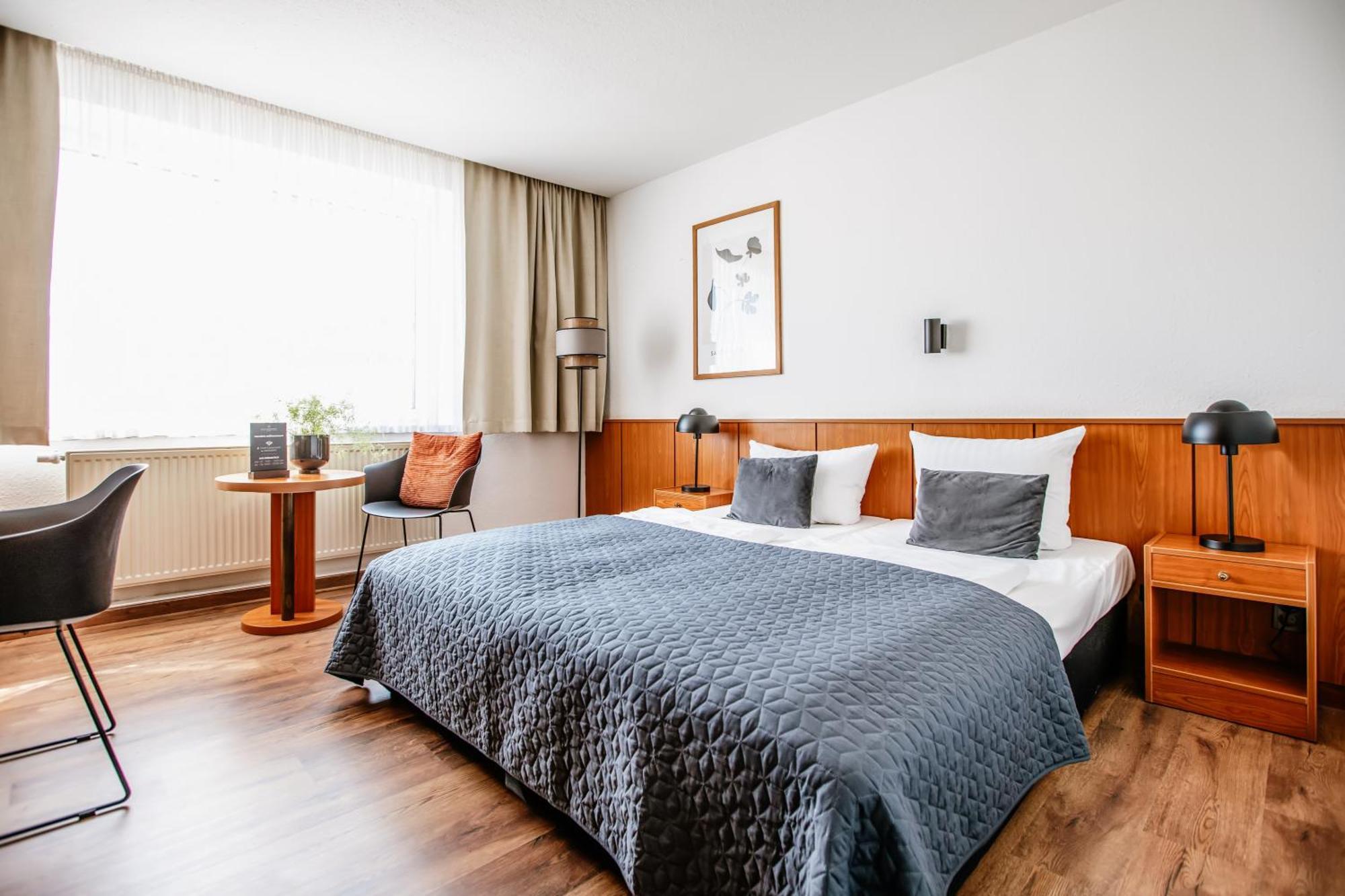 Und Restaurant Gartenstadt Bed & Breakfast 3*