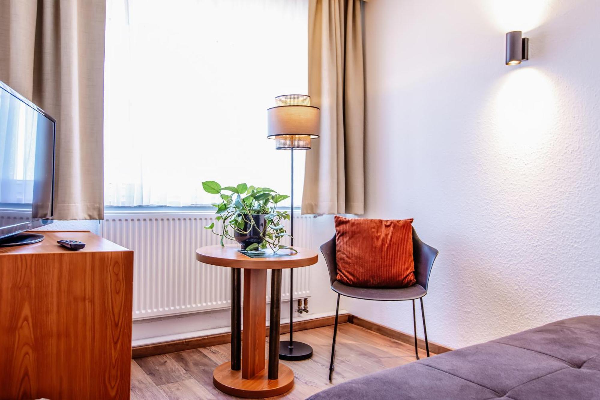 Bed & Breakfast Und Restaurant Gartenstadt 3*