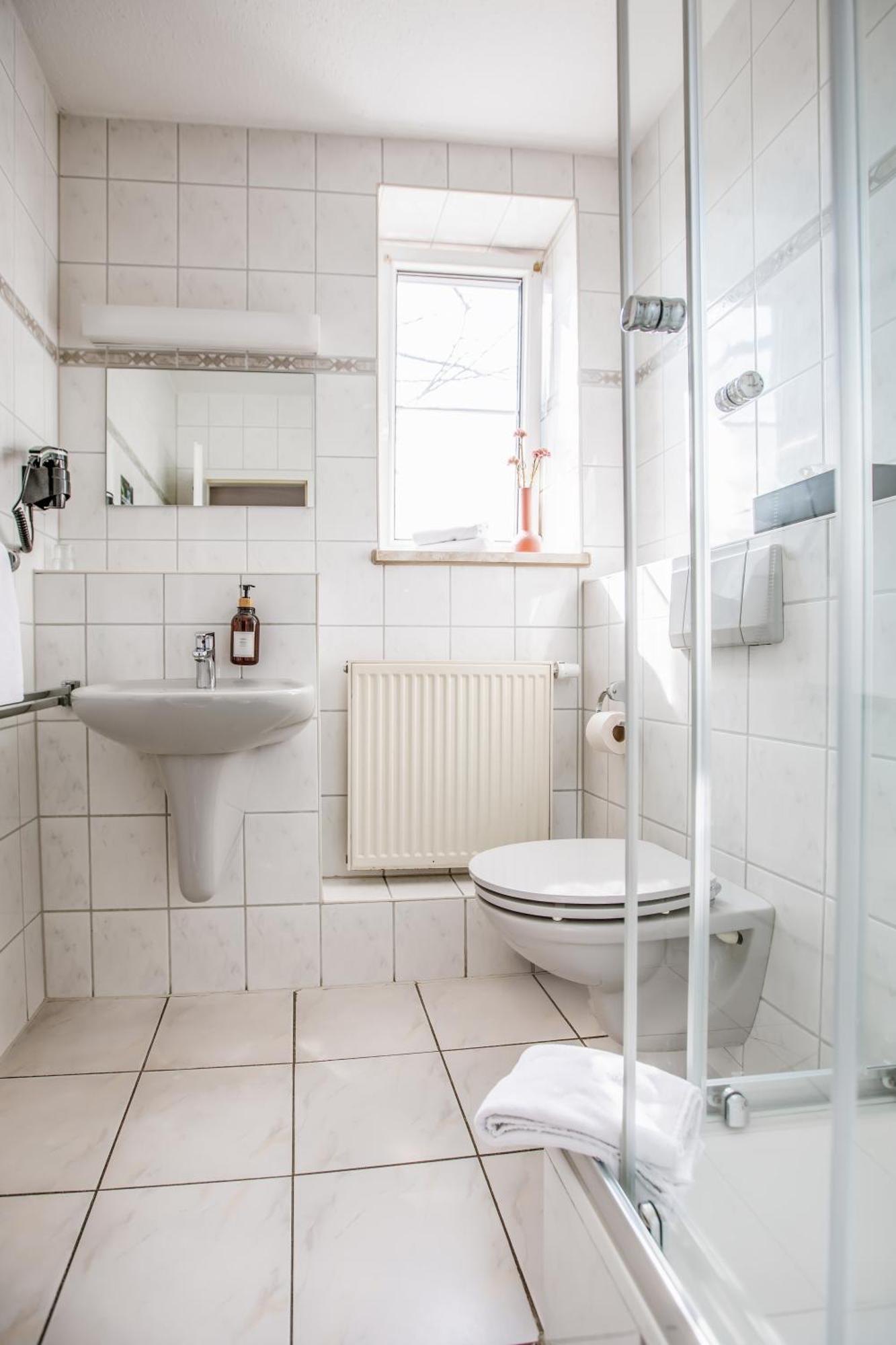 Bed & Breakfast Und Restaurant Gartenstadt 3*